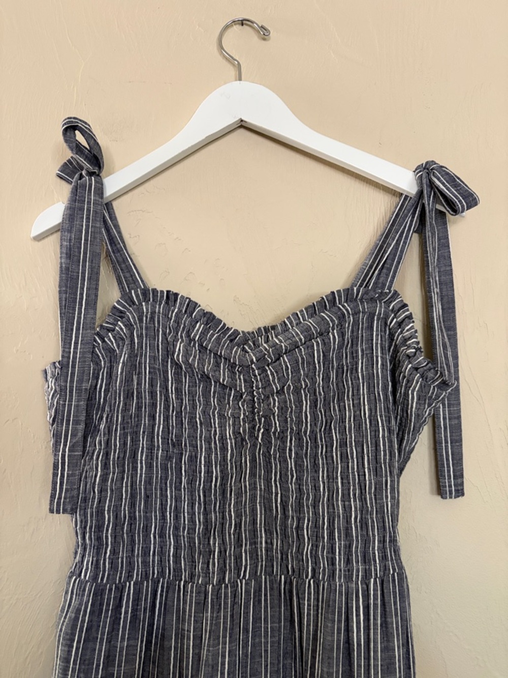 En Crème Striped Blue Tie-Shoulder Jumpsuit. Never Worn! NWOT! - Picture 2 of 11